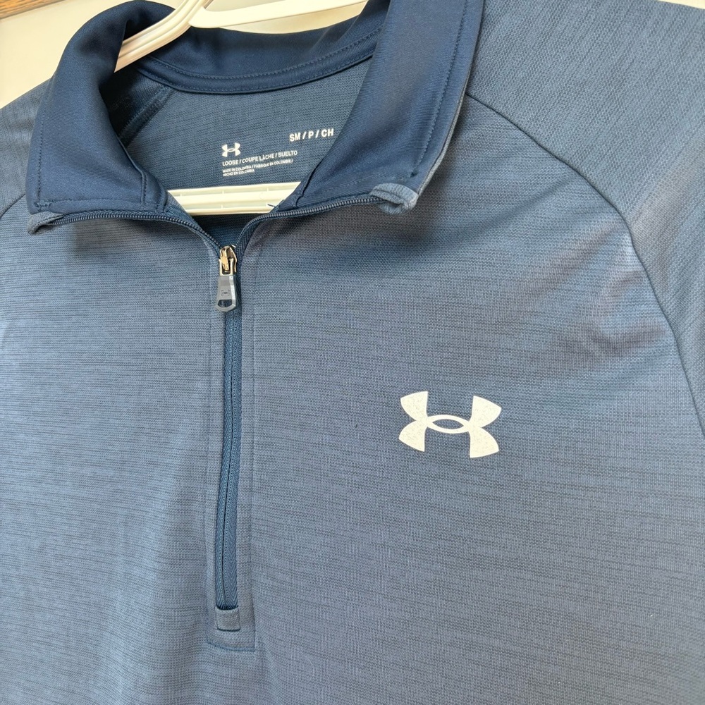 UA Tech™ - Men's ½ Zip Long Sleeve - Size Small - Picture 3 of 7